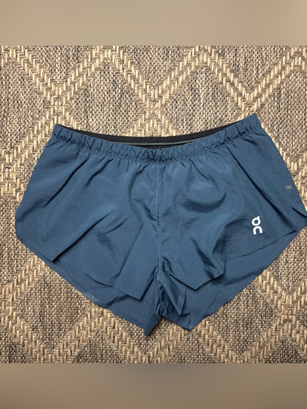 On Cloud Race Shorts Womens SZ XS Blue Ultralight Zip Pkt Activewear Run